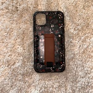 iPhone 11 walli case
